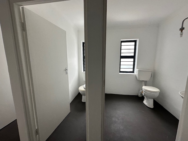 To Let Commercial Property for Rent in Maitland Western Cape